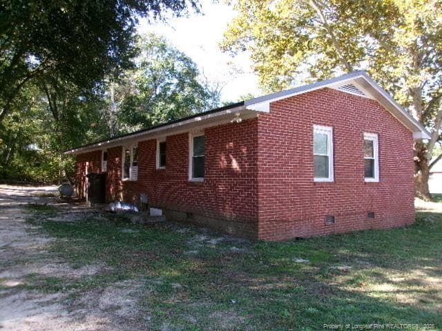 Photo 3 - 314 Doc Brown Road, Raeford, NC 28376