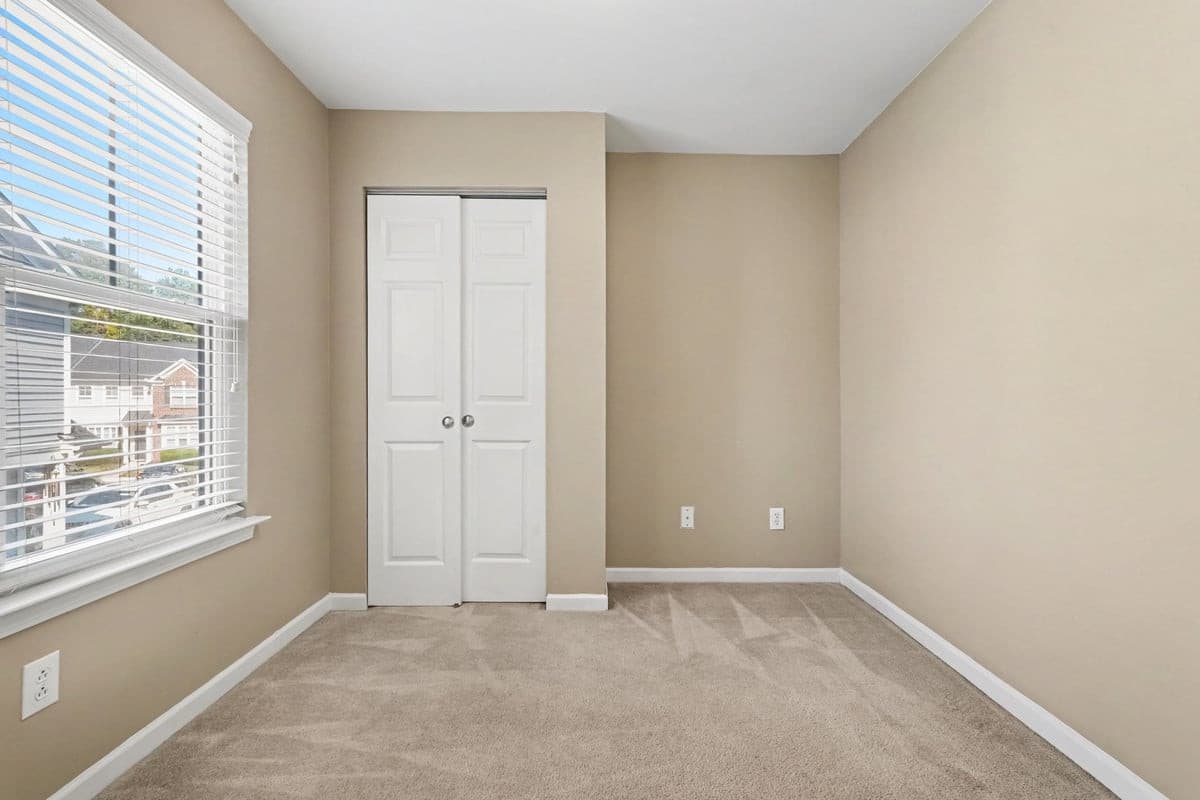 021_file_9605.jpg - 8431 Central Drive, Raleigh, NC 27613
