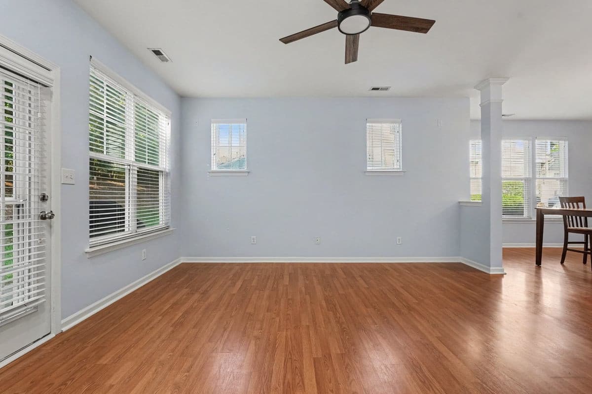 004_file_1550.jpg - 8431 Central Drive, Raleigh, NC 27613