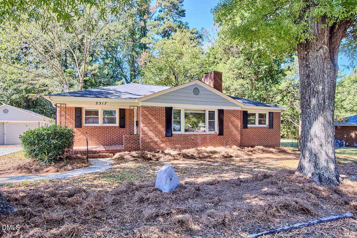 004 - 2317 Charlotte Street, Durham, NC 27705