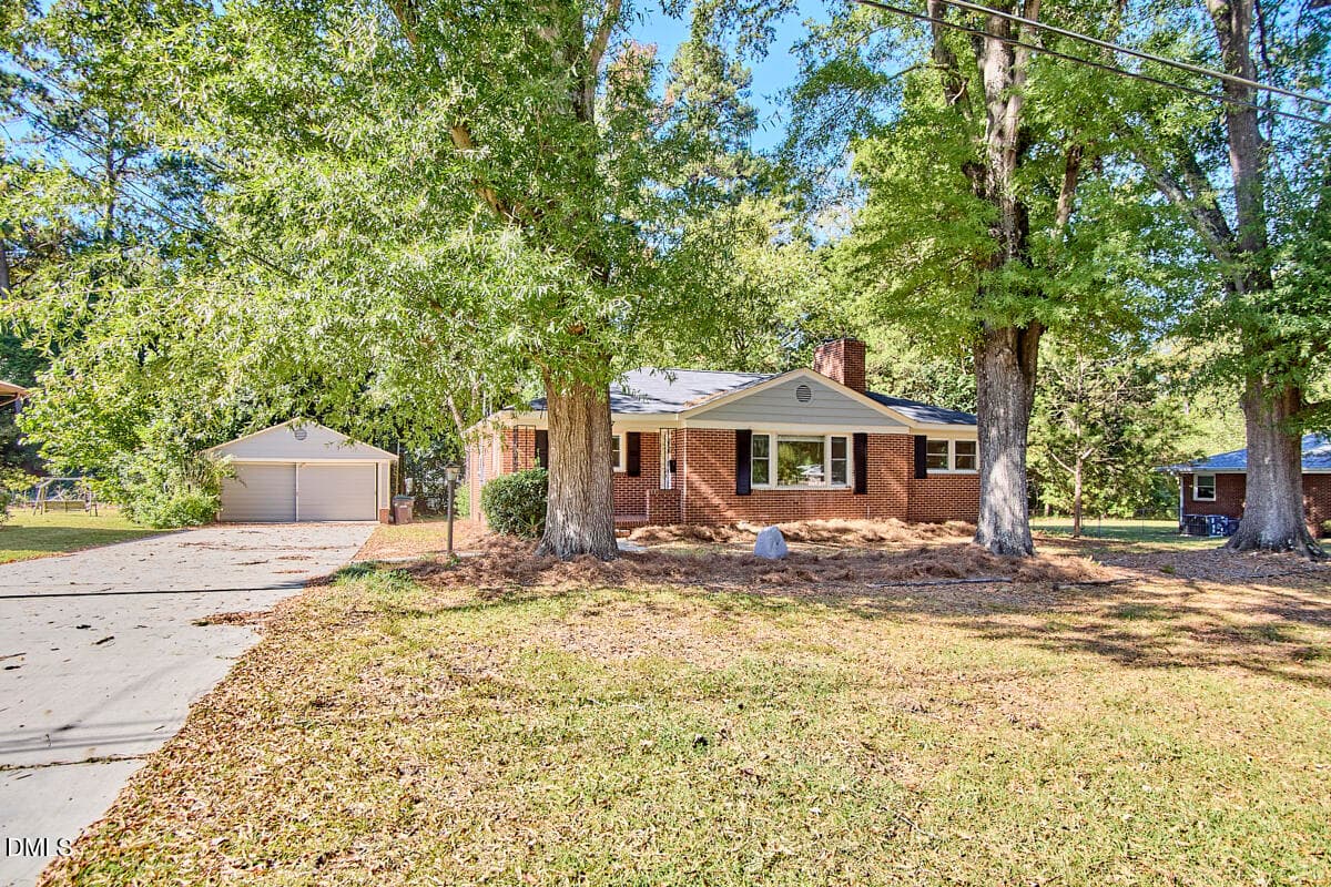005 - 2317 Charlotte Street, Durham, NC 27705