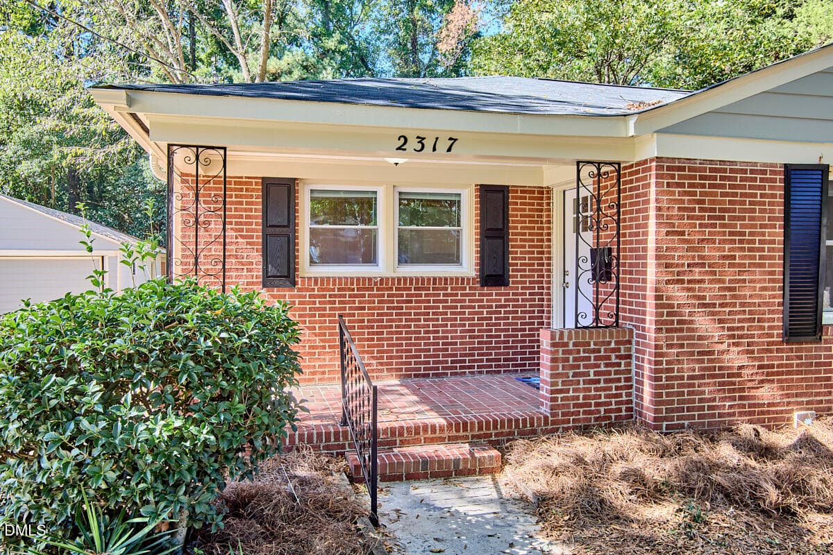 008 - 2317 Charlotte Street, Durham, NC 27705