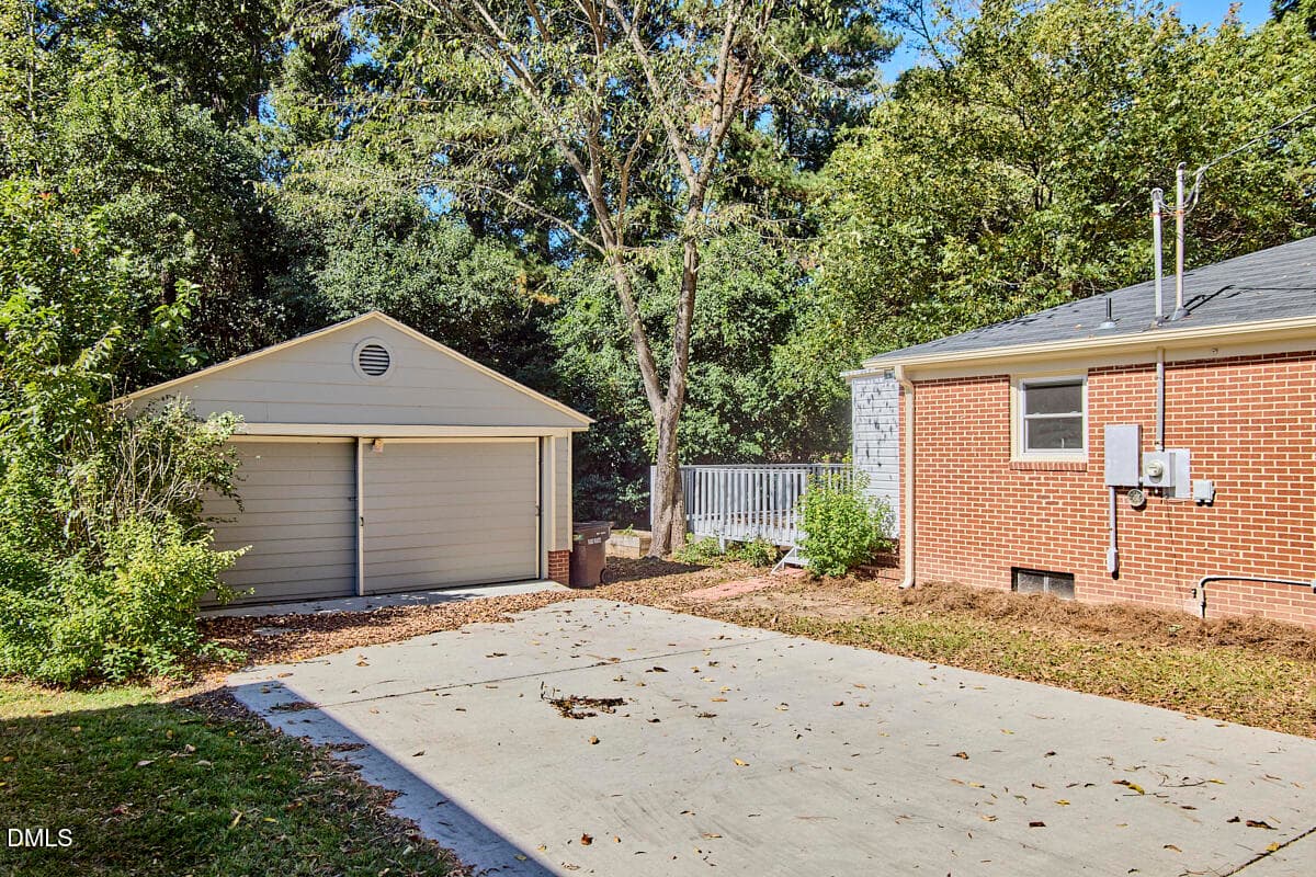 011 - 2317 Charlotte Street, Durham, NC 27705