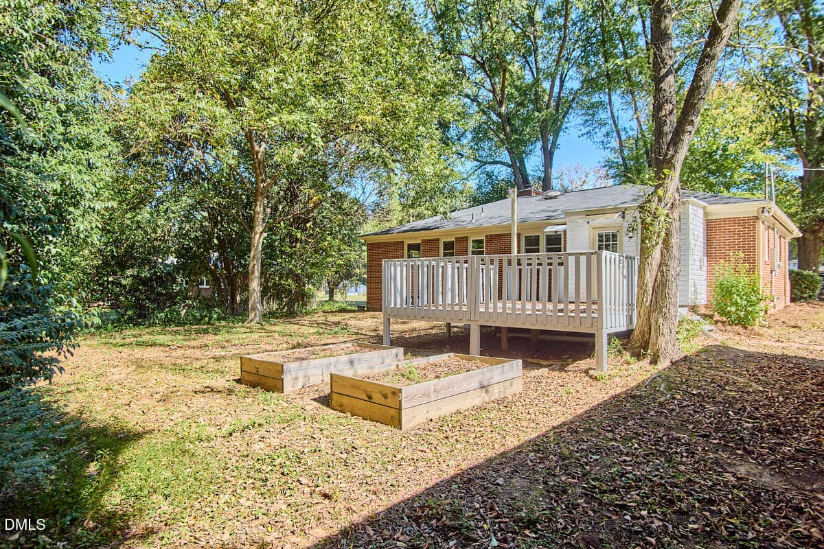 017 - 2317 Charlotte Street, Durham, NC 27705