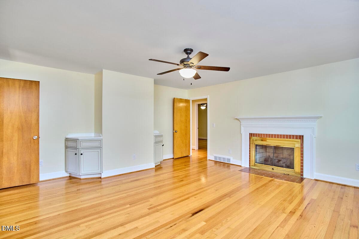 025 - 2317 Charlotte Street, Durham, NC 27705