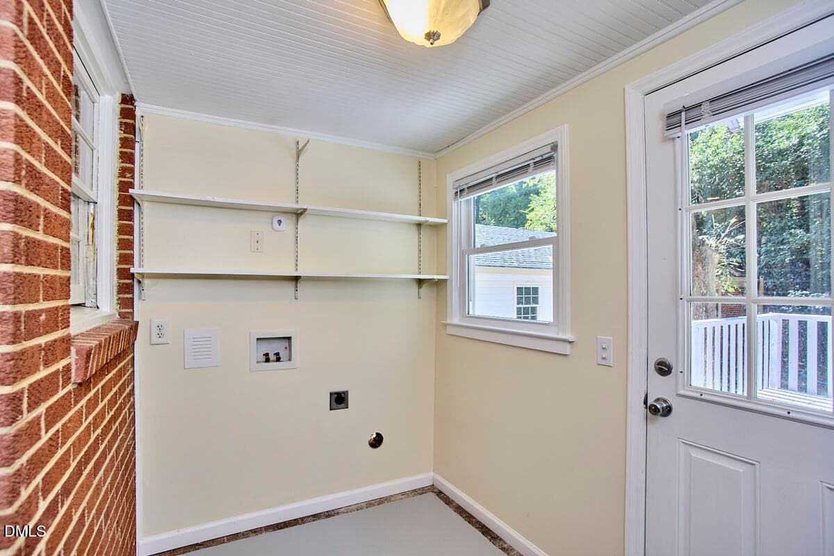 031 - 2317 Charlotte Street, Durham, NC 27705
