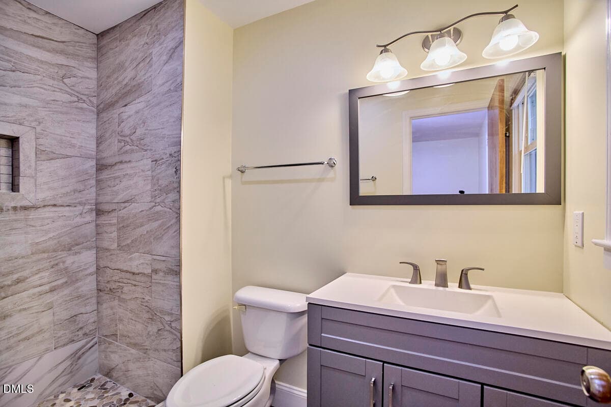 038 - 2317 Charlotte Street, Durham, NC 27705