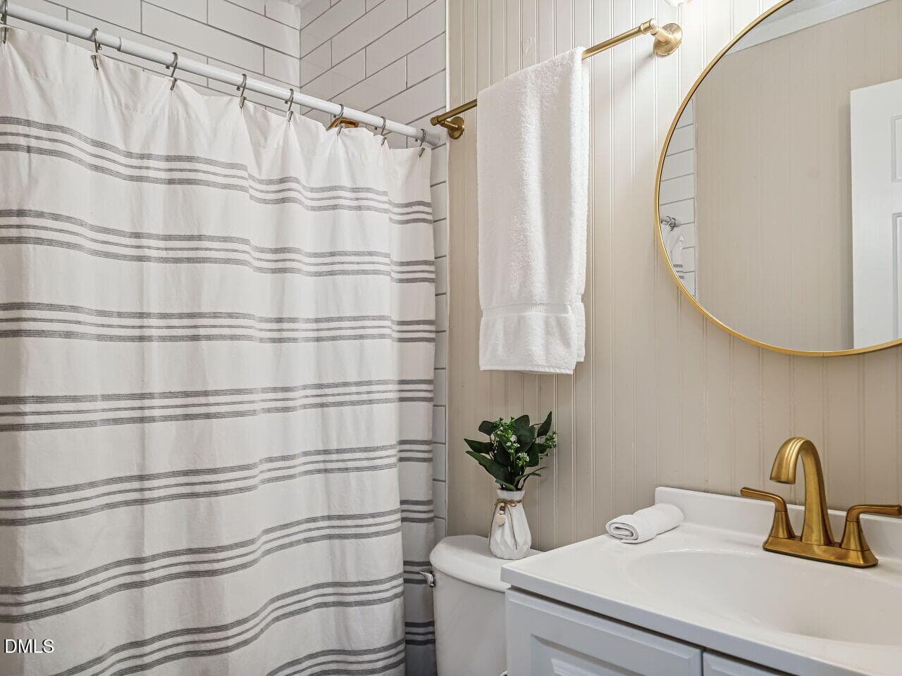 018-1280x960-bathroom - 820 Nuttree Place, Raleigh, NC 27606