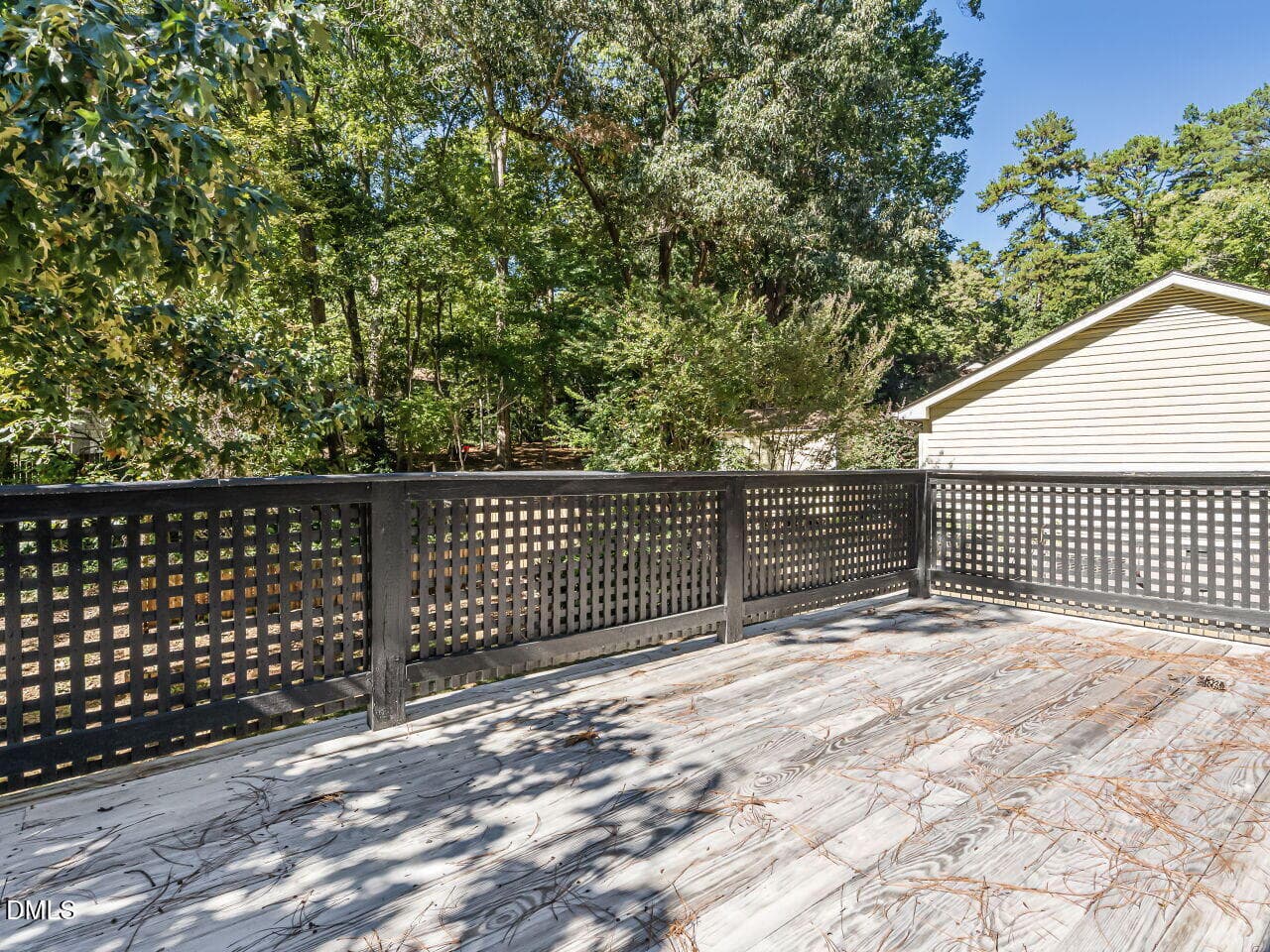 020-1280x960-balcony - 820 Nuttree Place, Raleigh, NC 27606
