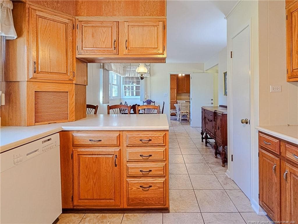 Photo 11 - 309 Porter Road, Hope Mills, NC 28348