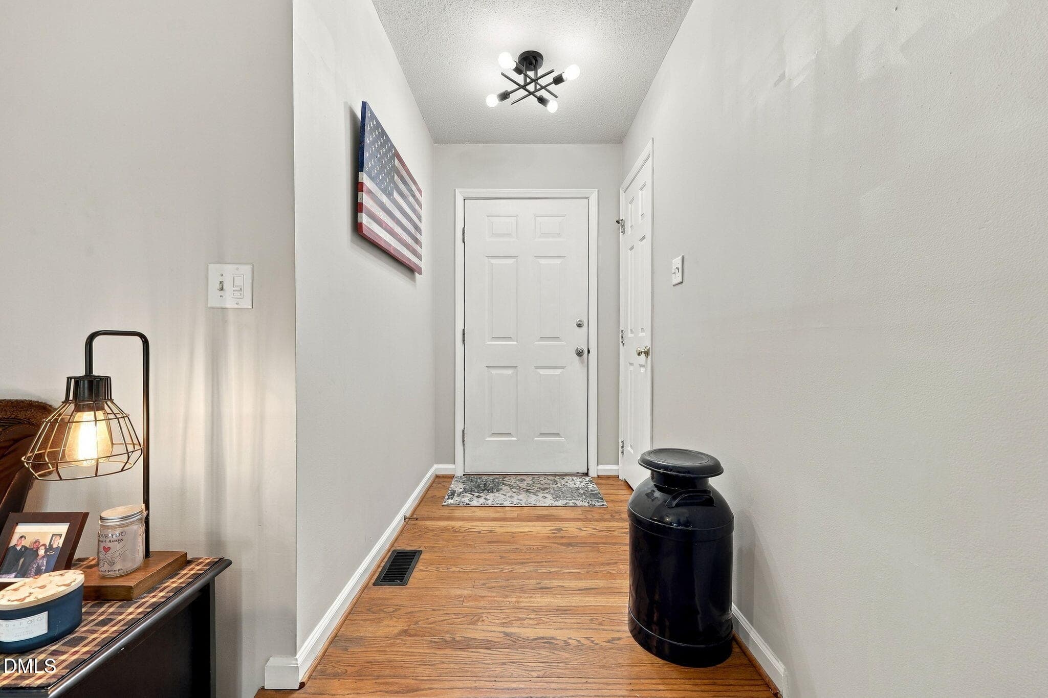 19-web-or-mls-IMG_0187 - 2805 Girth Lane, Raleigh, NC 27603