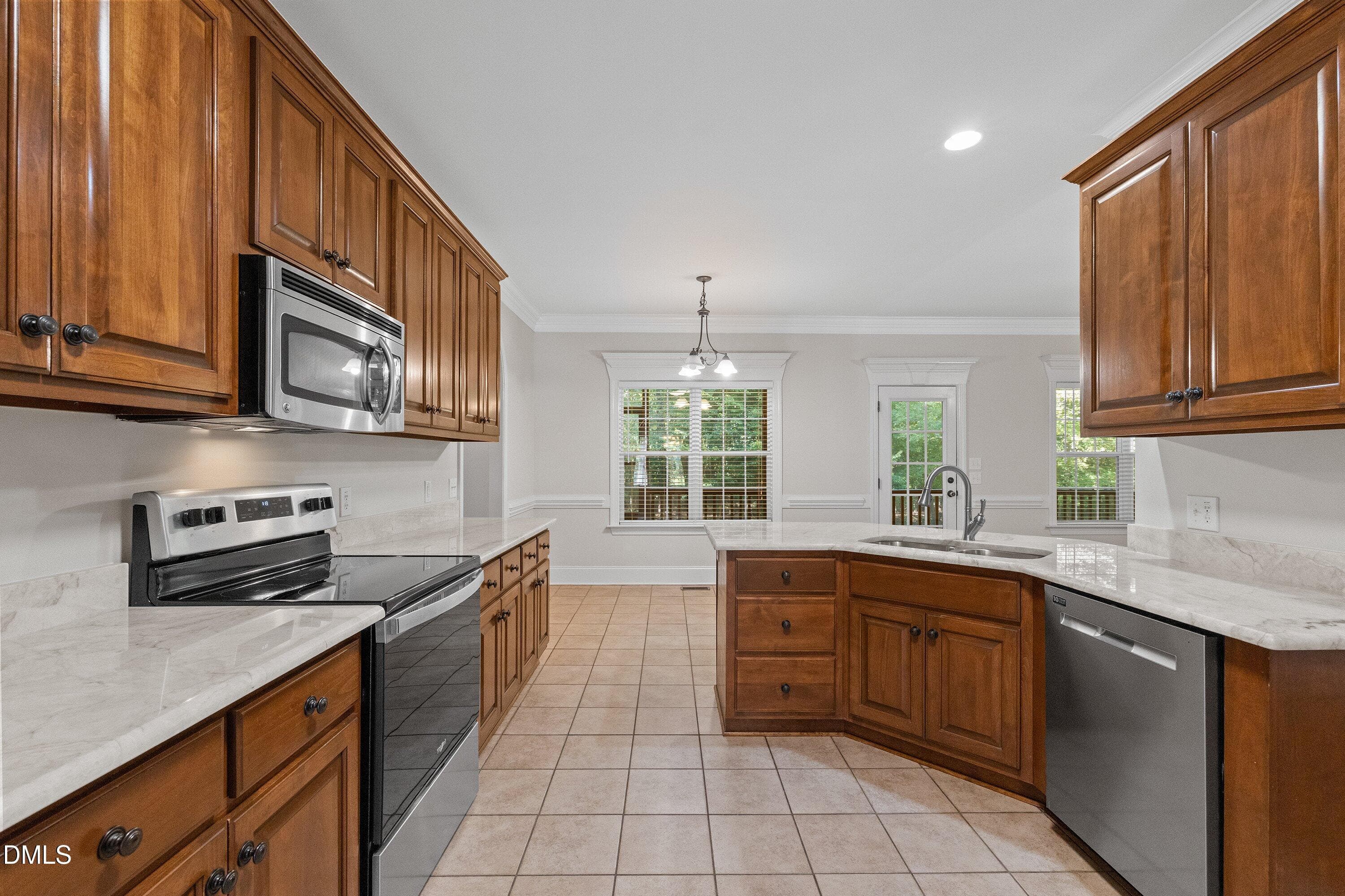25-274 Cattle Farm Dr_0466 - 274 Cattle Farm Drive, Raleigh, NC 27603