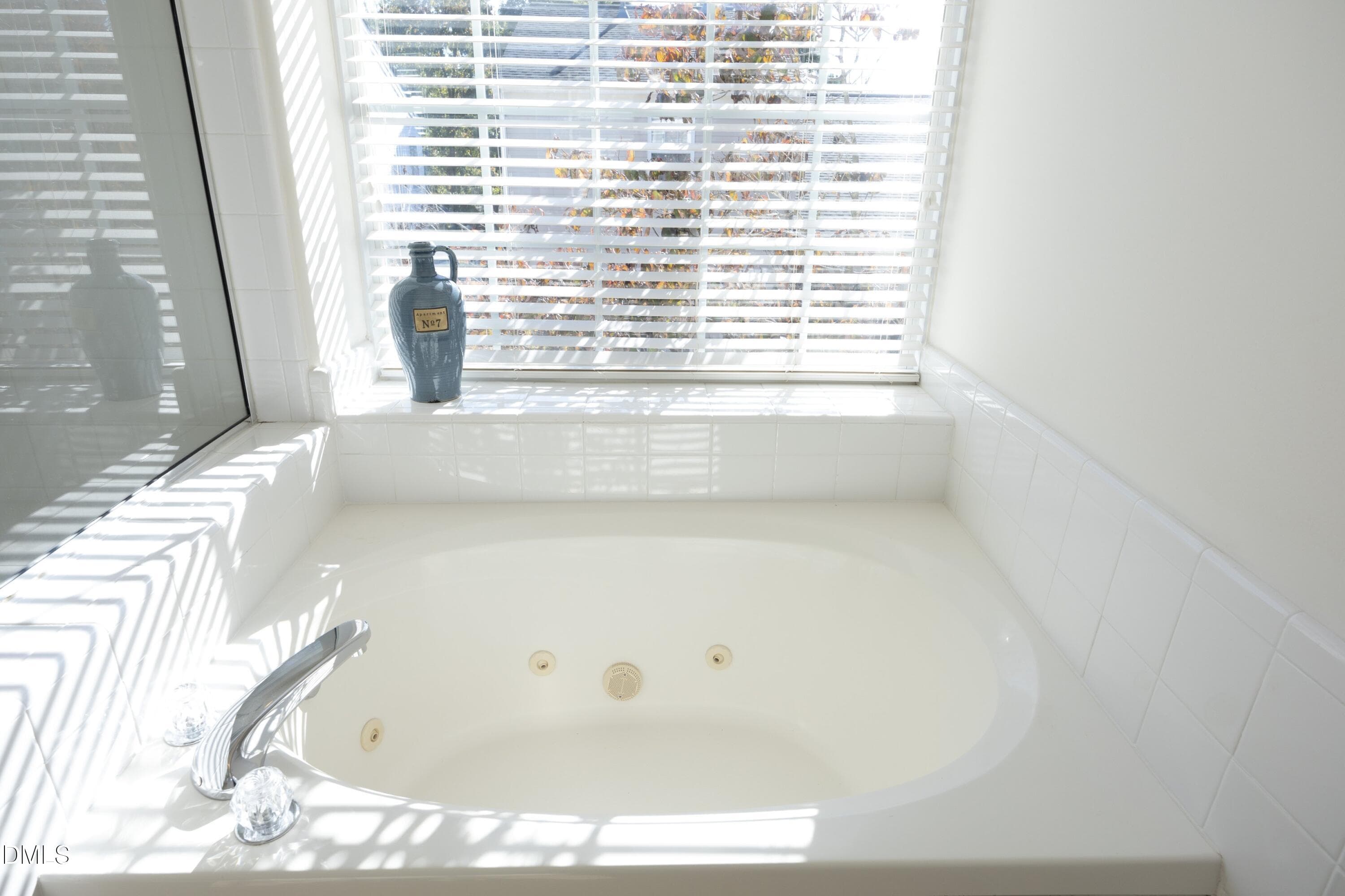 PrimaryBathJettedTub - 1529 Pebble Creek Crossing, Durham, NC 27713