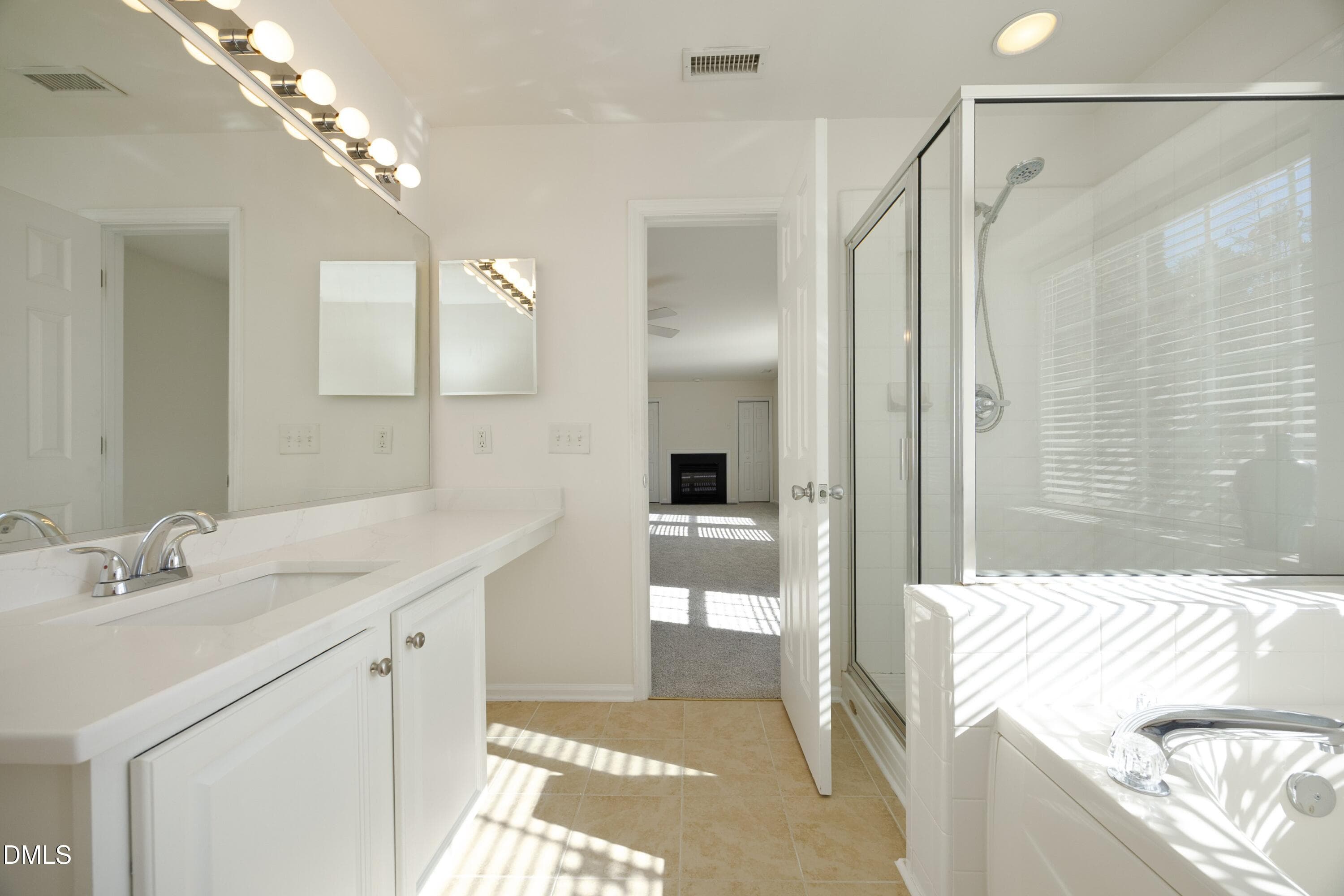 Primary Bath - 1529 Pebble Creek Crossing, Durham, NC 27713