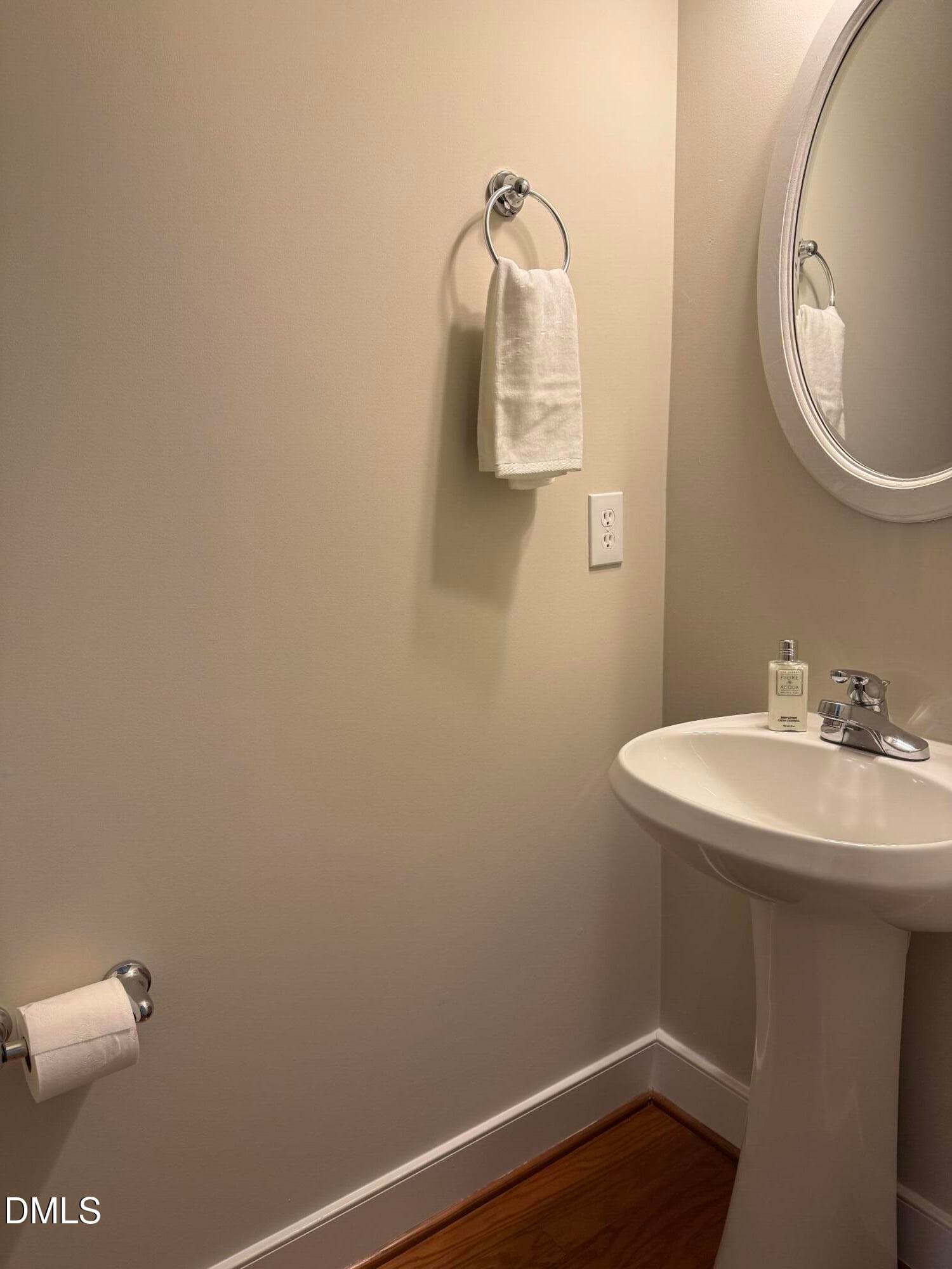 powder room - 4522 All Points View Way, Raleigh, NC 27614