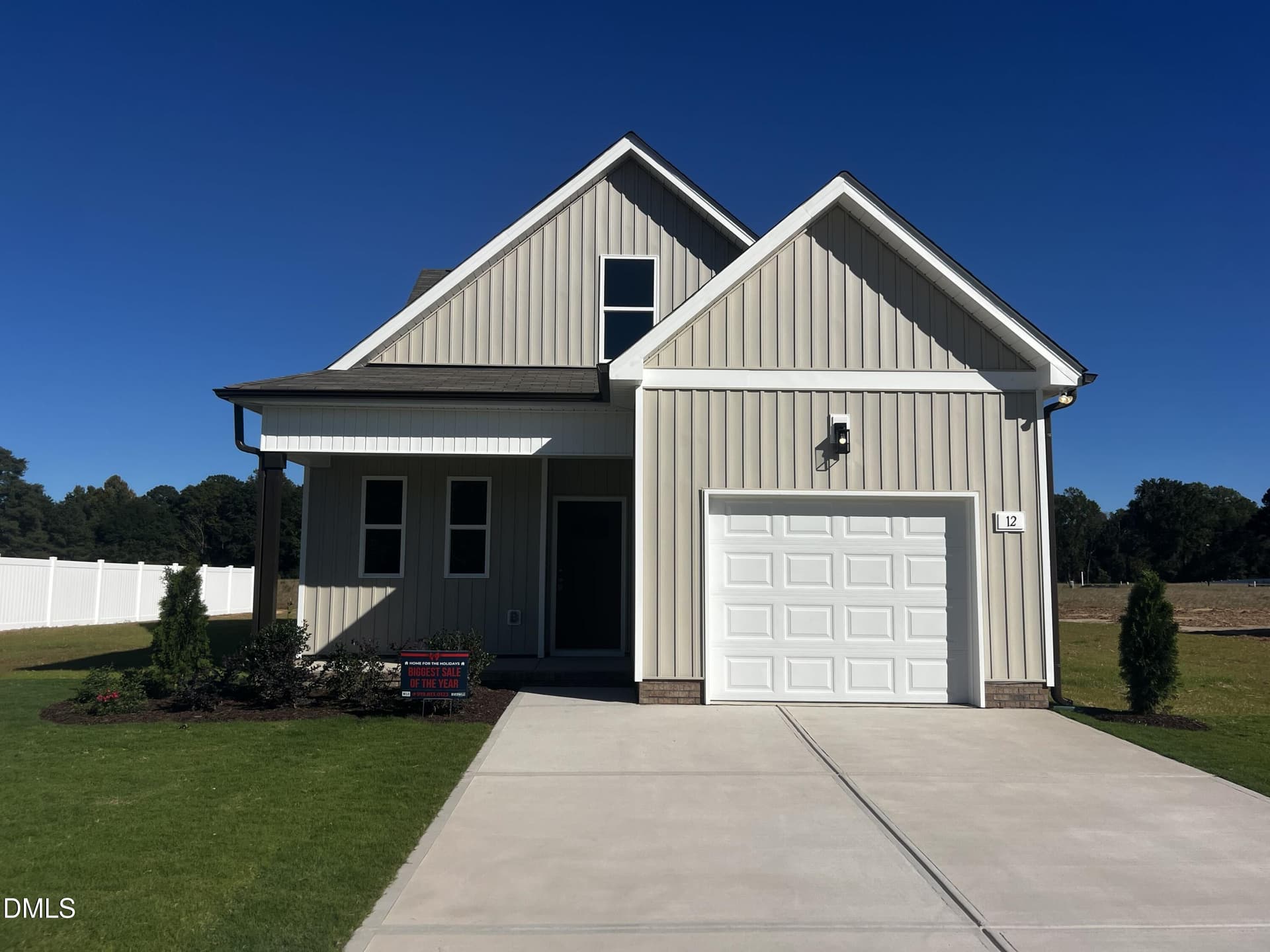 Move In Ready! - 12 W Coulter Court, Selma, NC 27576