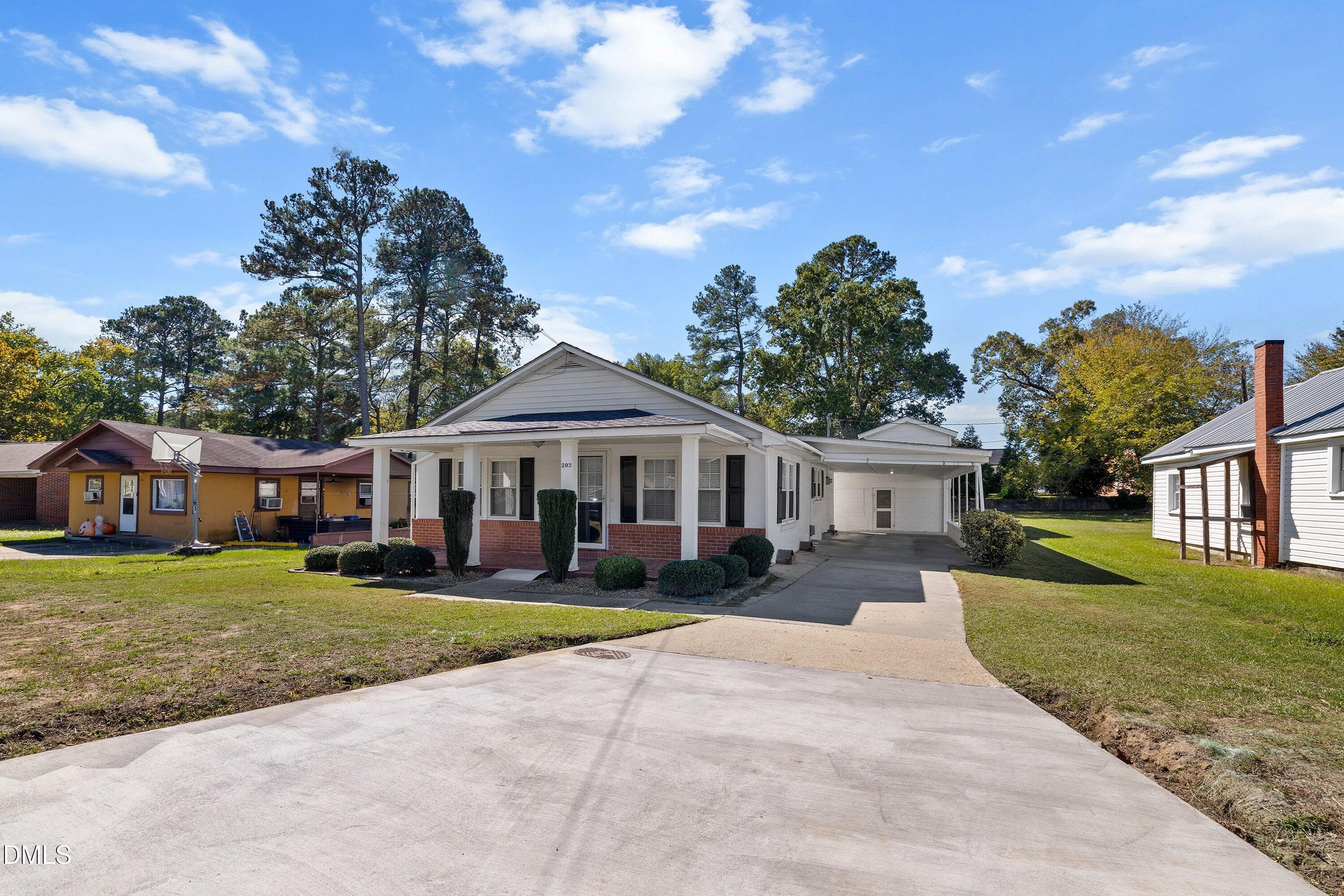 02-202 S Baker St_1229 - 202 S Baker Street, Four Oaks, NC 27524