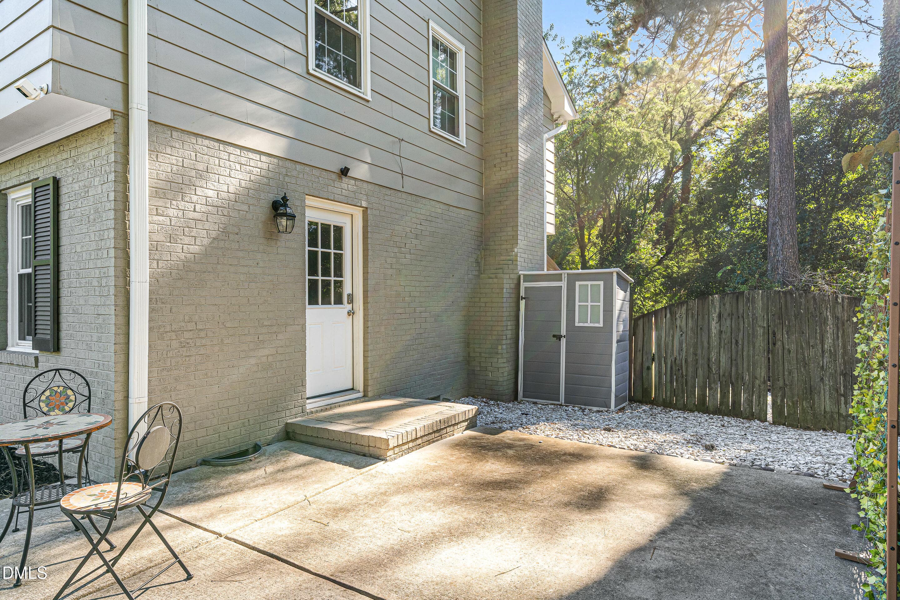 photos-04 - 306 E Millbrook Road, Raleigh, NC 27609