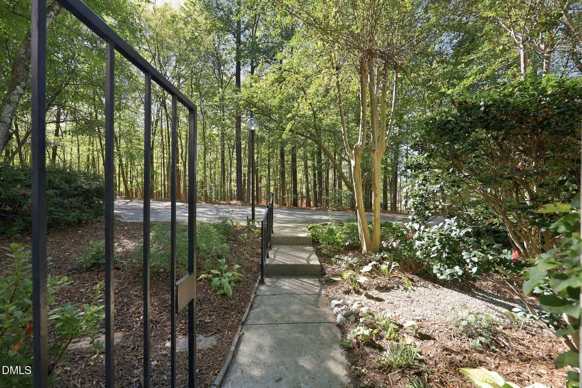 58-web-or-mls-IMG_4889 - 5 Banstead Place, Chapel Hill, NC 27517