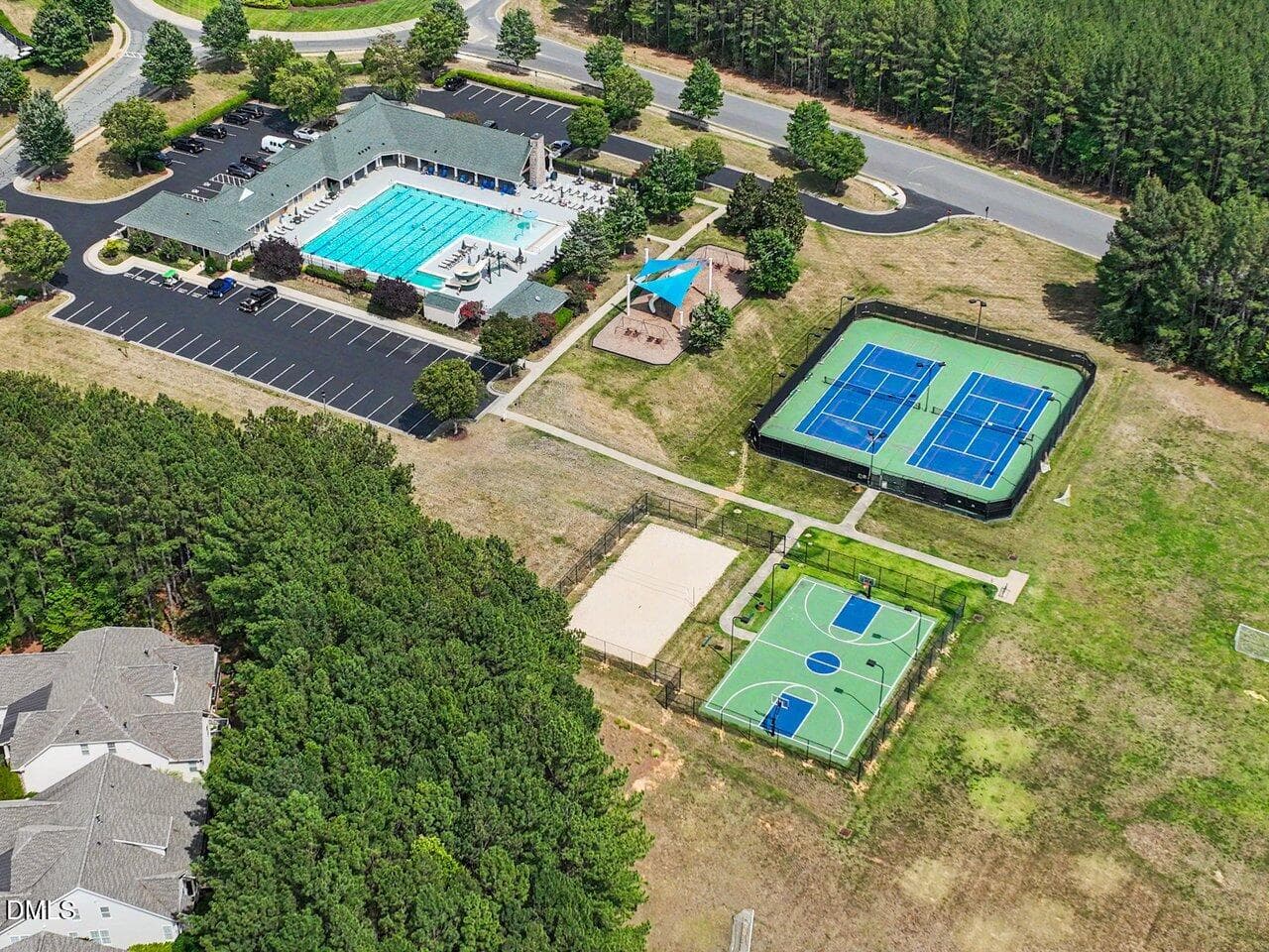 Chapel Ridge Amenities - 212 Golfers View, Pittsboro, NC 27312