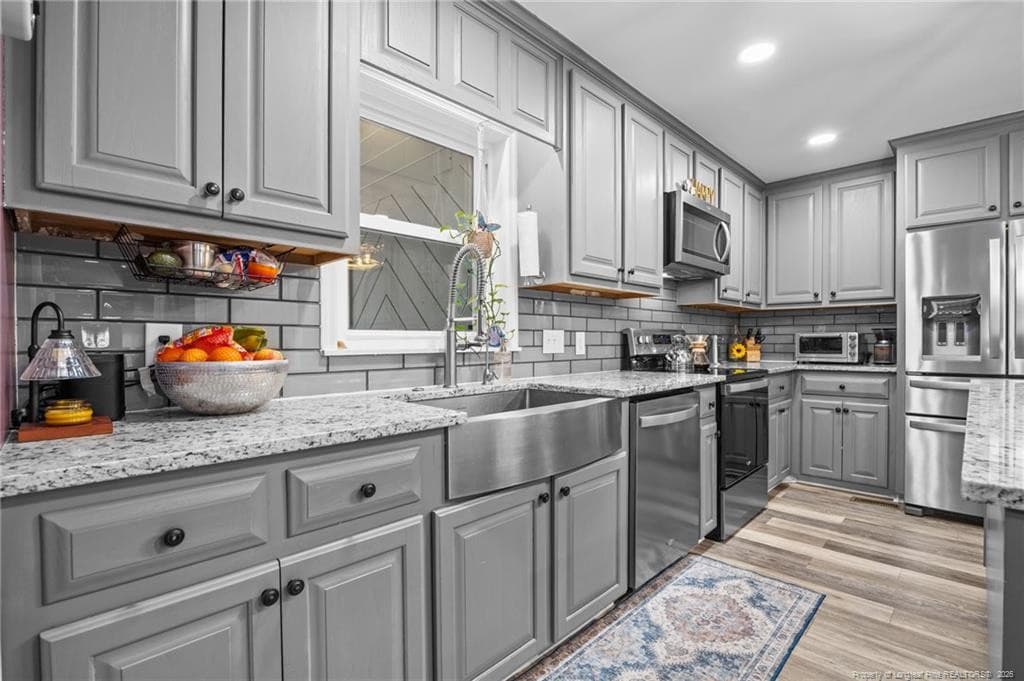 Photo 4 - 410 Coharie Drive, Clinton, NC 28328