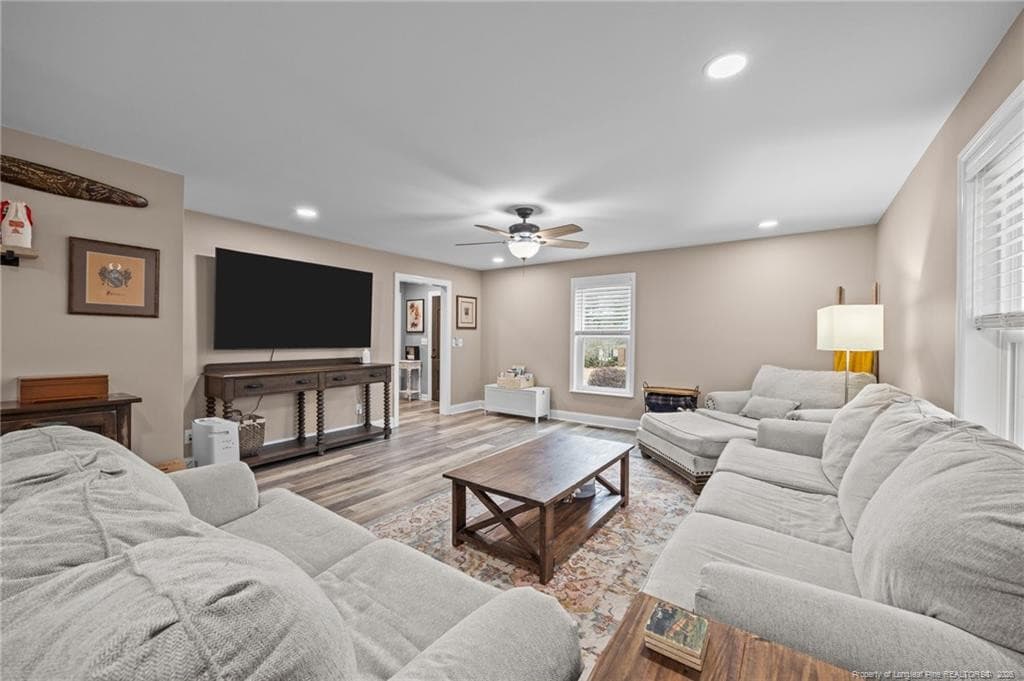 Photo 6 - 410 Coharie Drive, Clinton, NC 28328