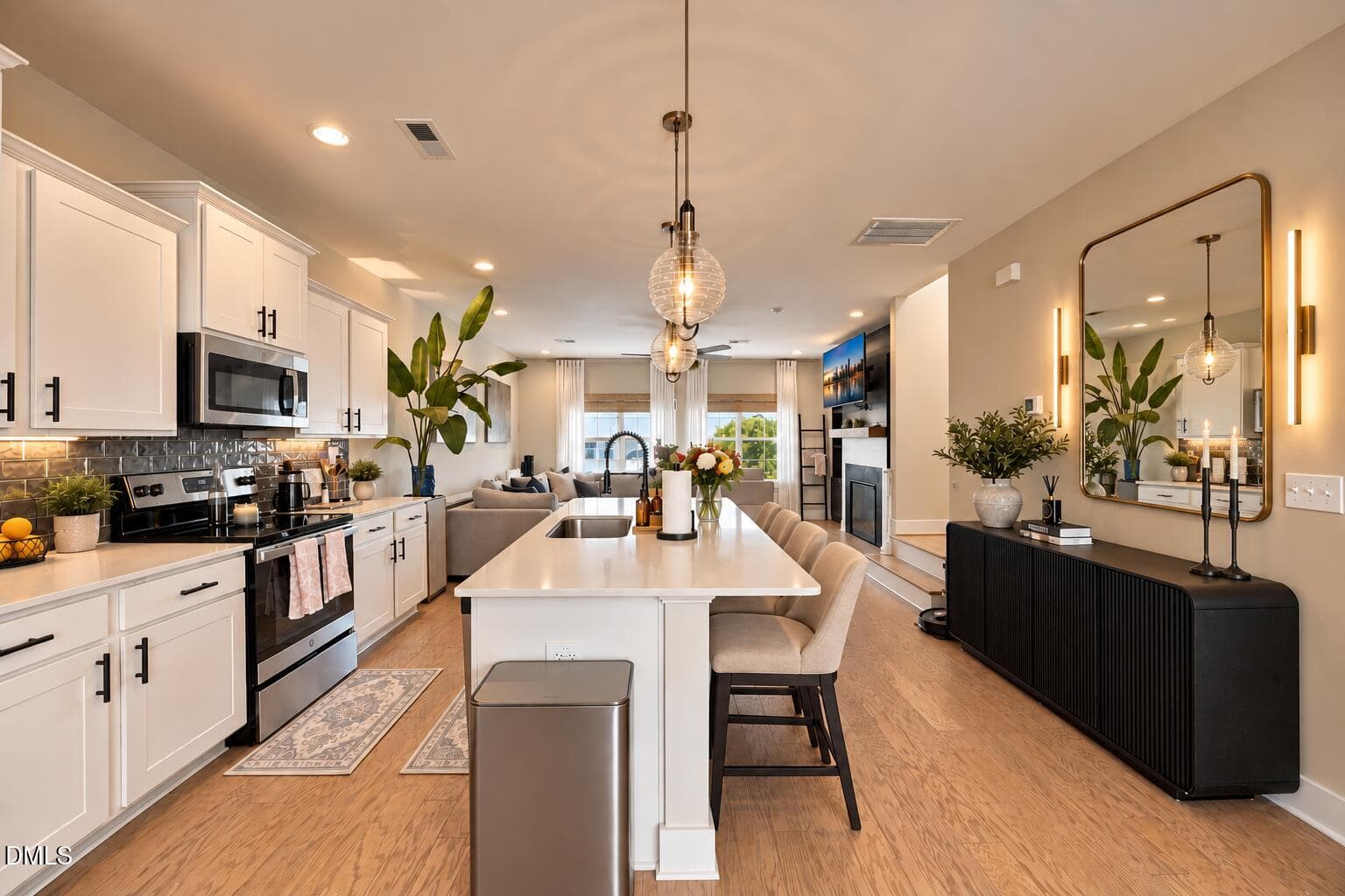 Warm Modern Kitchen - 8111 Diversy Way, Raleigh, NC 27613