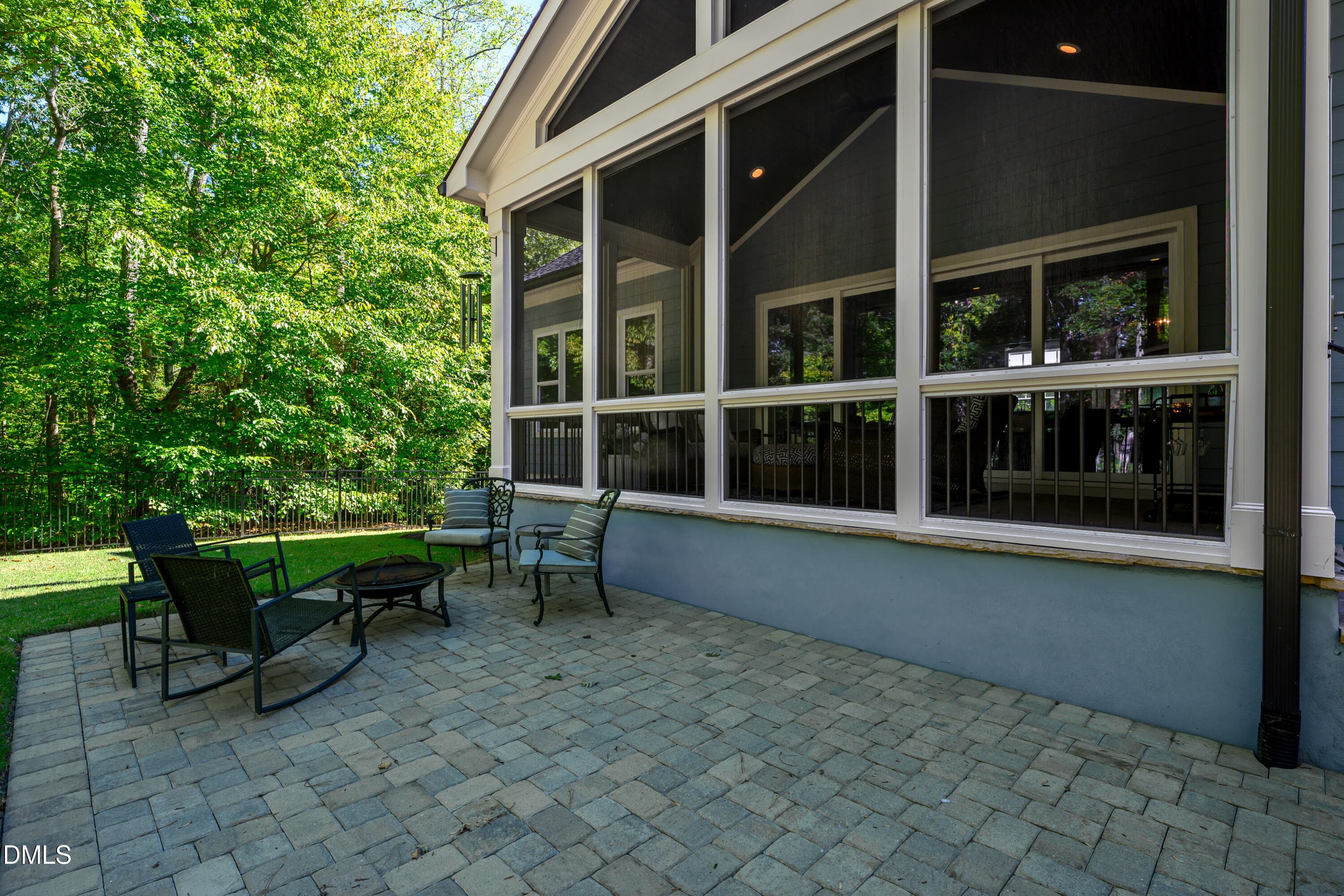 34 -301 lexington dr, exterior - 301 Lexington Drive, Apex, NC 27523