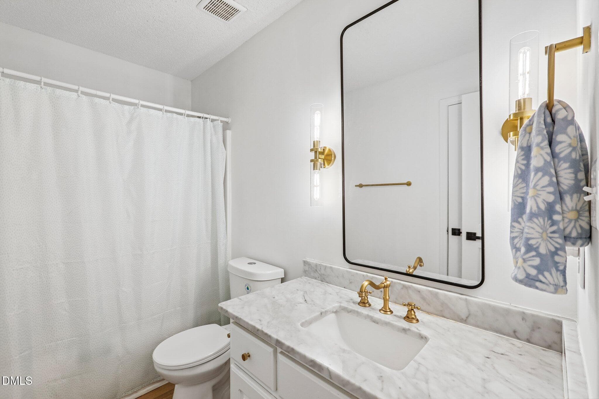14-web-or-mls-Reigate Ln-S2210-014 - 8832 Reigate Lane, Raleigh, NC 27603
