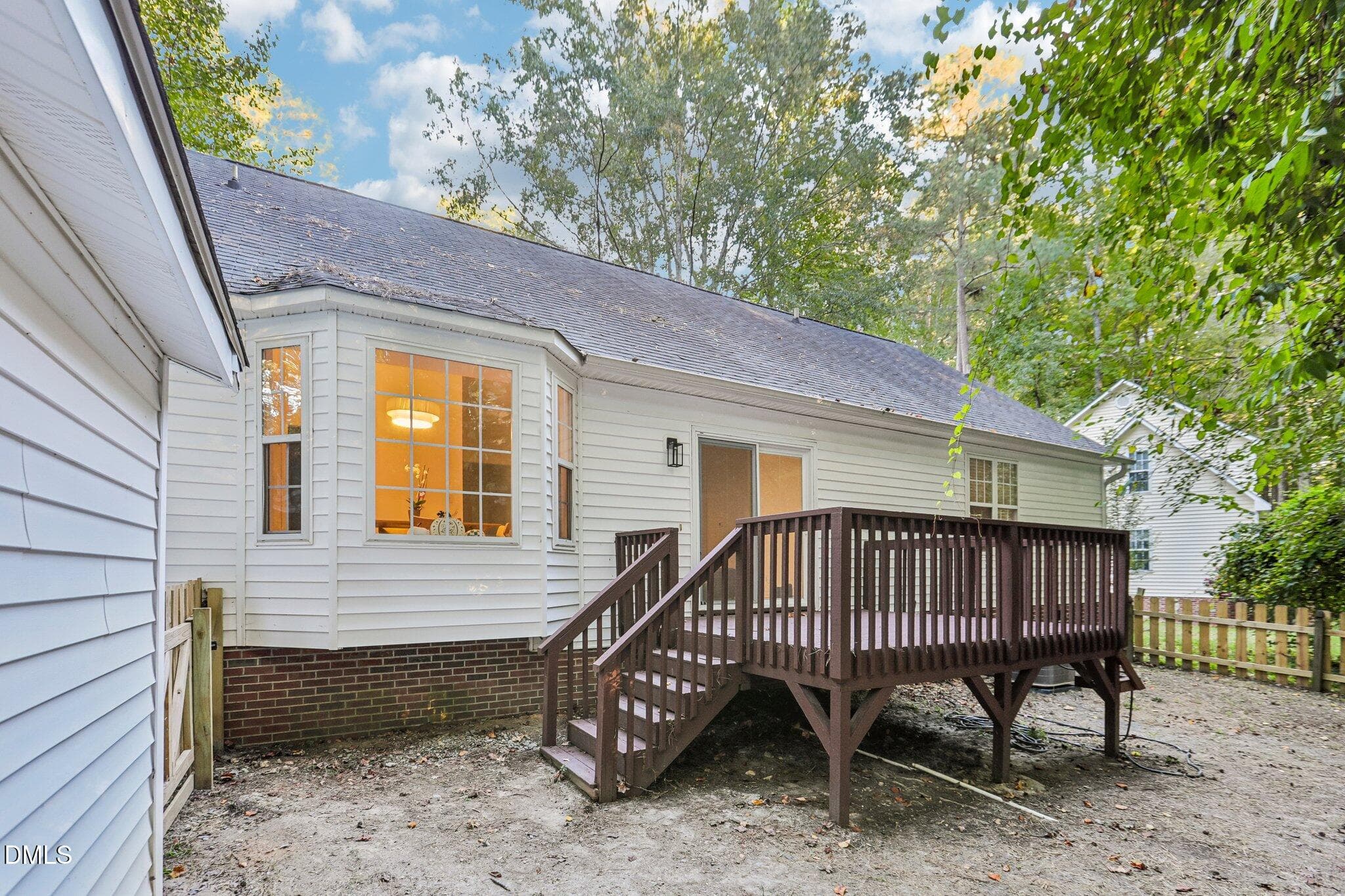 27-web-or-mls-Reigate Ln-S2210-027 - 8832 Reigate Lane, Raleigh, NC 27603