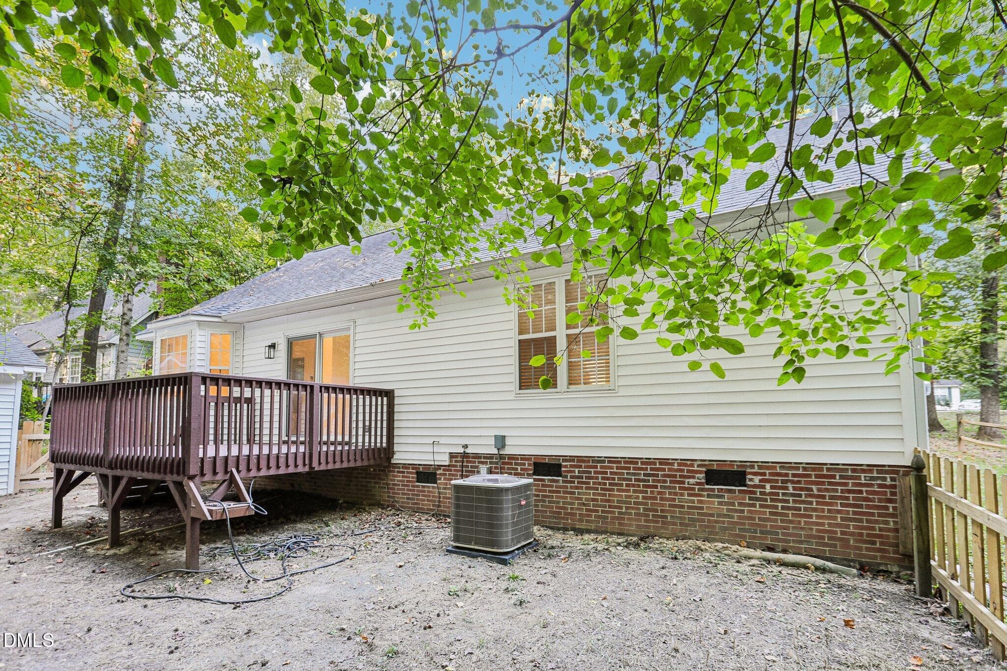28-web-or-mls-Reigate Ln-S2210-028 - 8832 Reigate Lane, Raleigh, NC 27603