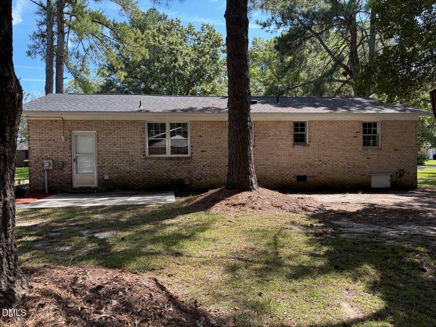 IMG_2679 - 500 Laurel Drive, Smithfield, NC 27577