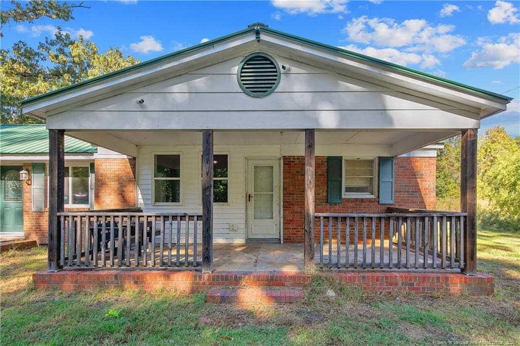 Photo 4 - 2931 Slocomb Road, Linden, NC 28356