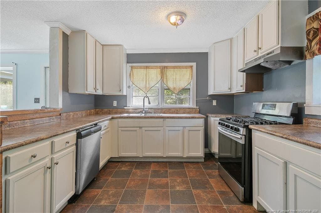 Photo 16 - 2931 Slocomb Road, Linden, NC 28356