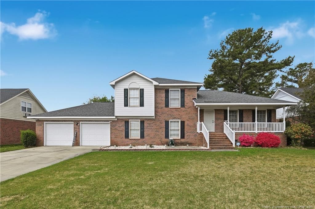 1174 Hallberry Drive, Fayetteville, NC 28314