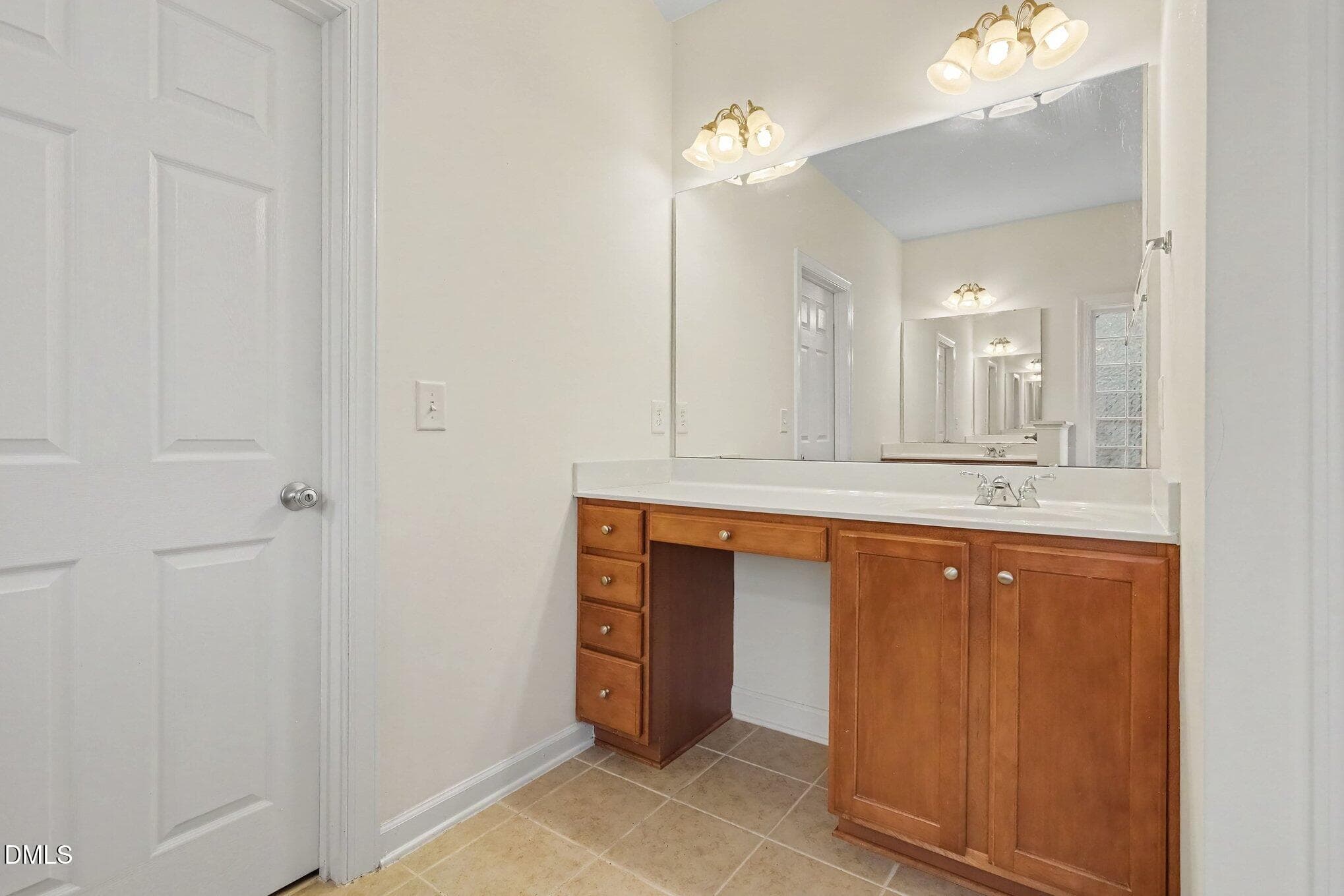 017_file_1330 - 3121 Hummer Way, Raleigh, NC 27614