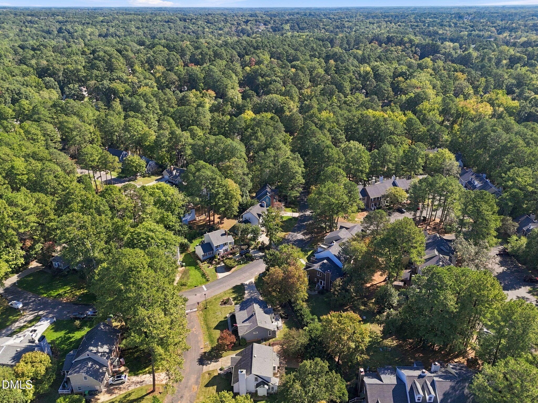 14-web-or-mls-DJI_20261021113825_0480_D - 7105 Kinross Drive, Raleigh, NC 27613