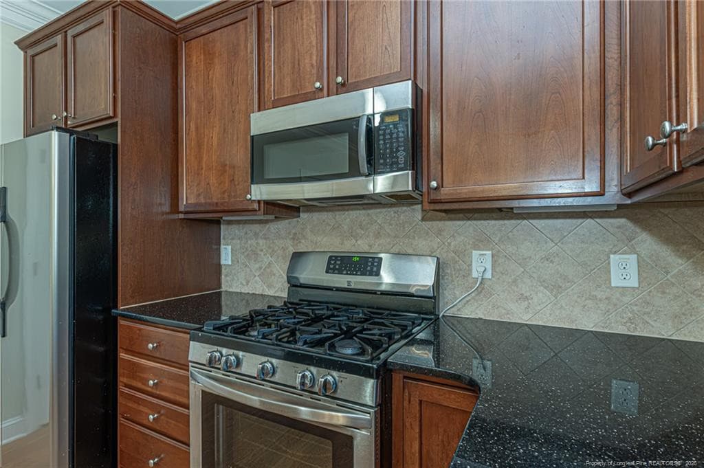 Photo 14 - 148 Hurdle Lane, Raeford, NC 28376