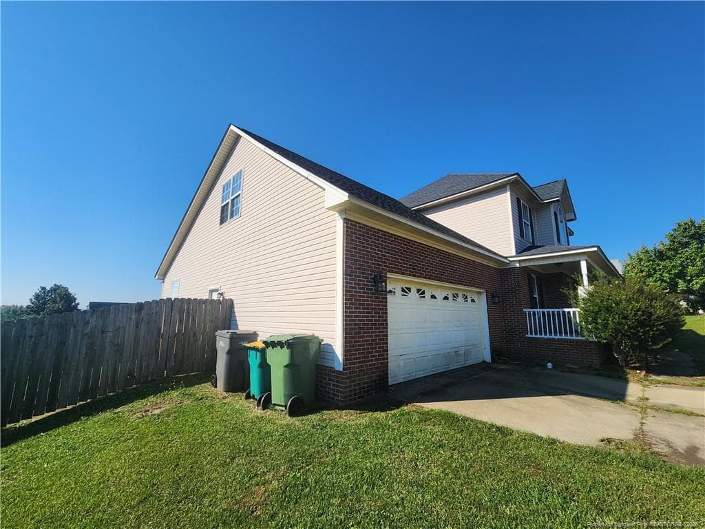 Photo 3 - 5419 Spreading Branch Road, Hope Mills, NC 28348