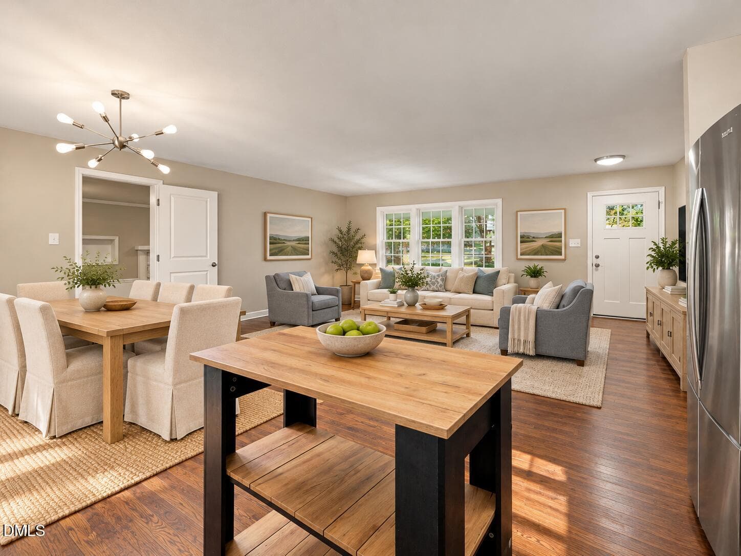 Living Rm (2) - 2950 Glenridge Drive, Raleigh, NC 27604
