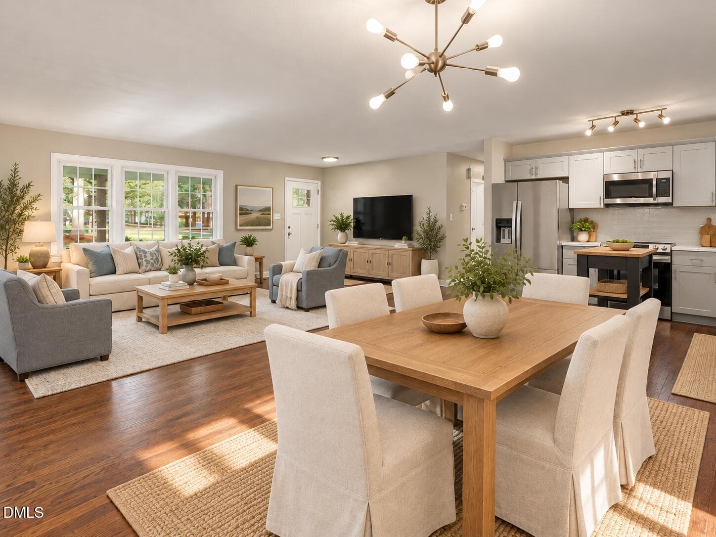 Living Room (4) - 2950 Glenridge Drive, Raleigh, NC 27604