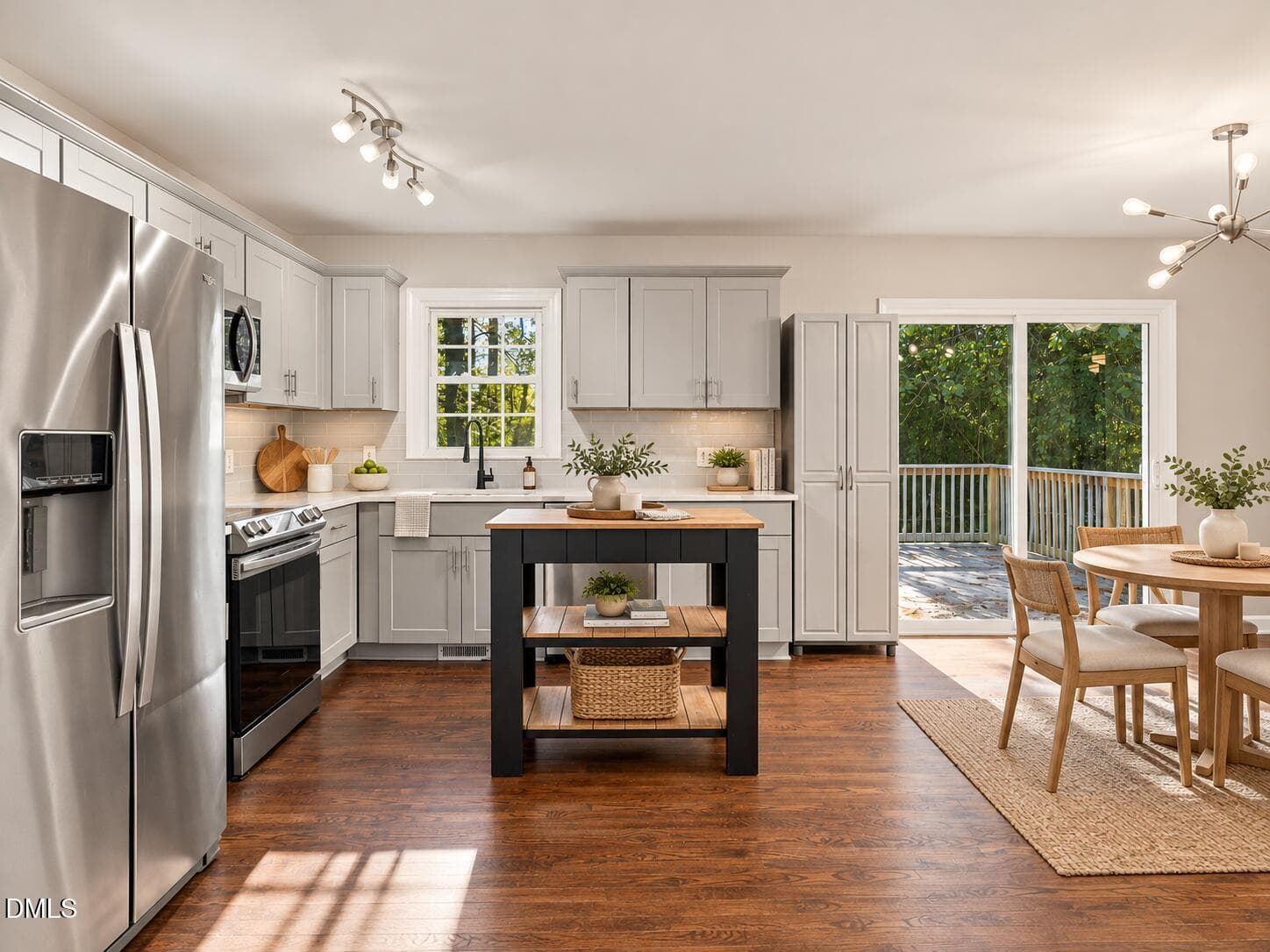 Kitchen (1) - 2950 Glenridge Drive, Raleigh, NC 27604