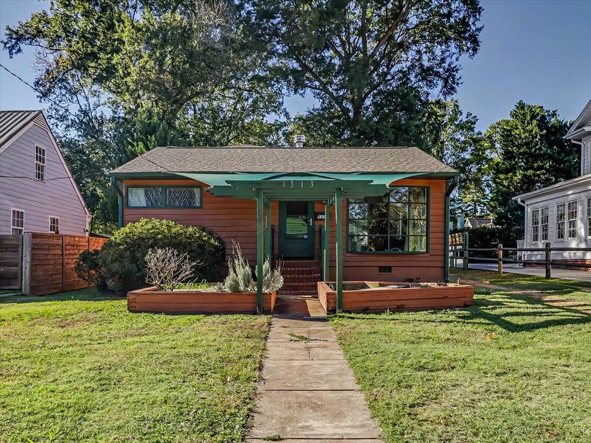 1313 Wake Forest Road, Raleigh, NC 27604