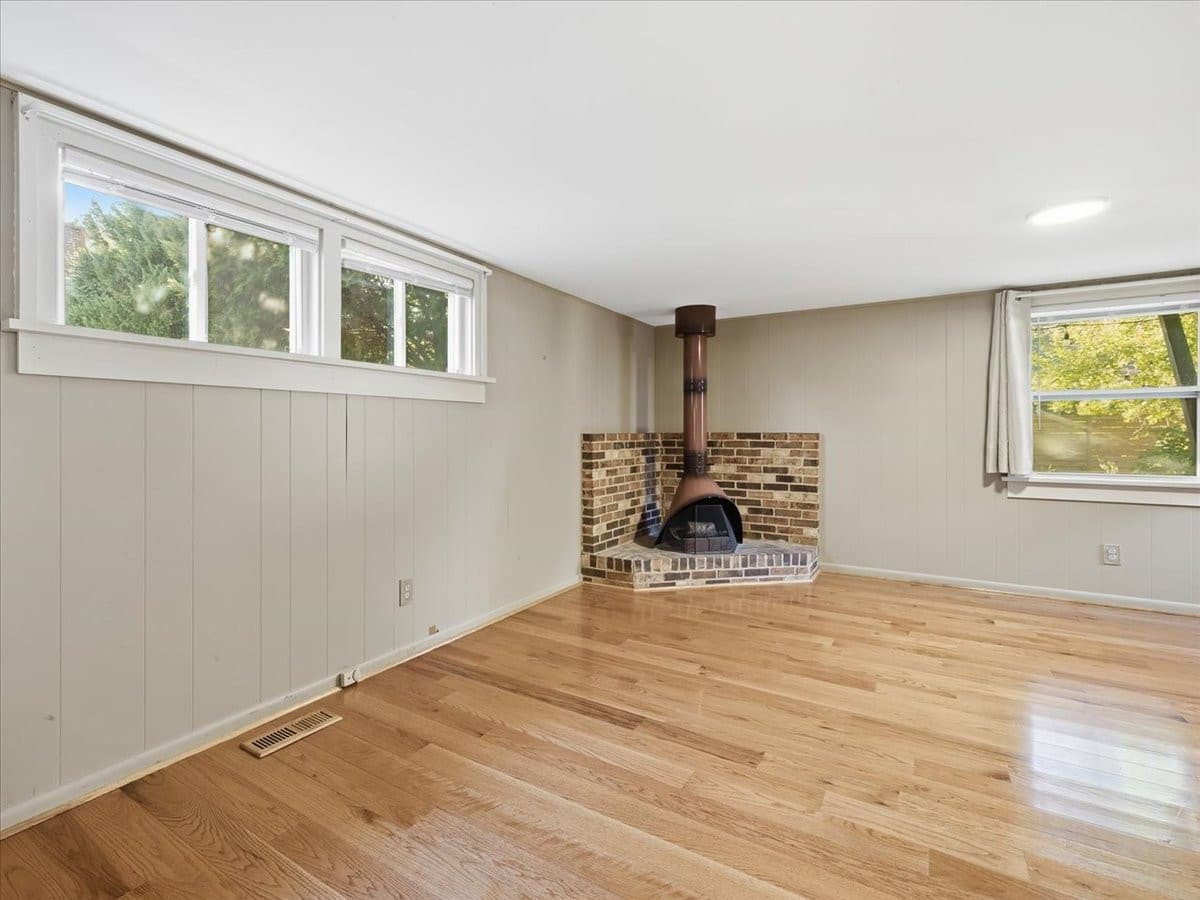 36-Family Room.jpg - 1313 Wake Forest Road, Raleigh, NC 27604