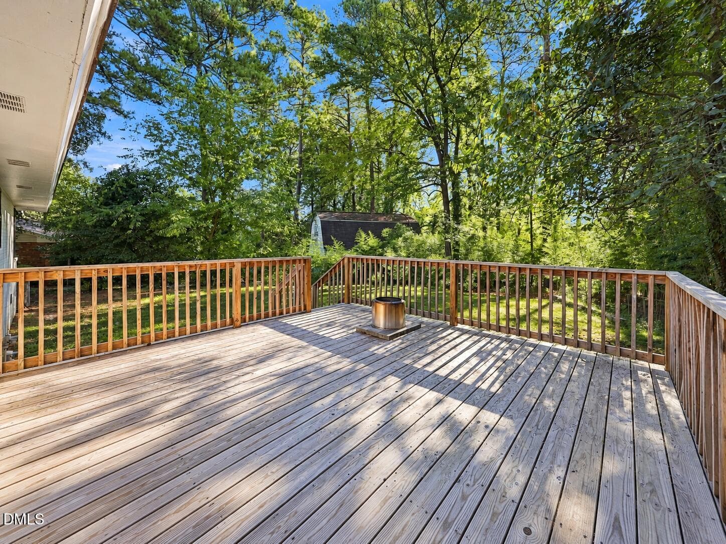 Deck (2) - 2950 Glenridge Drive, Raleigh, NC 27604