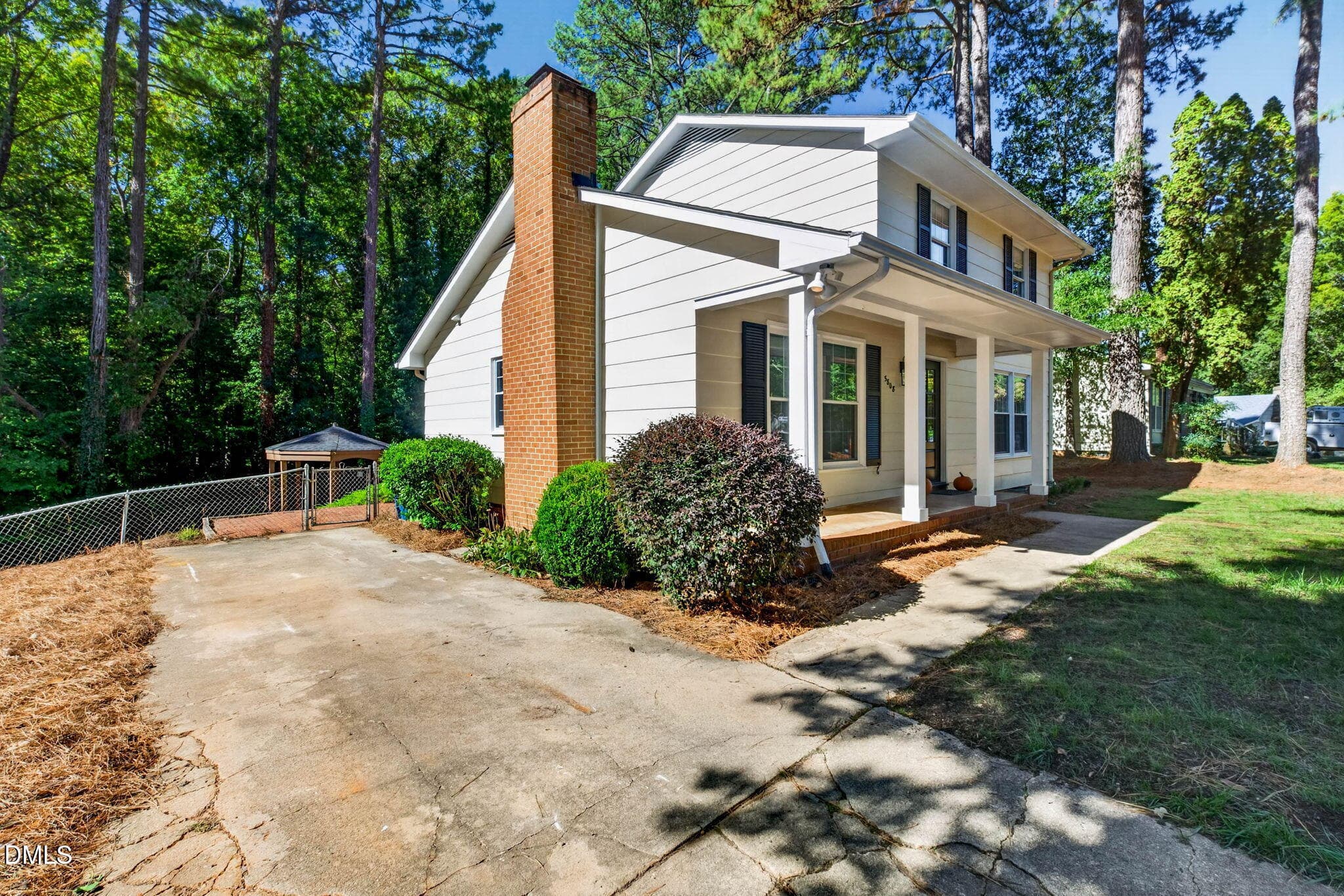 7-web-or-mls-5808 Caledonia St -7 (2) - 5808 Caledonia Street, Raleigh, NC 27609