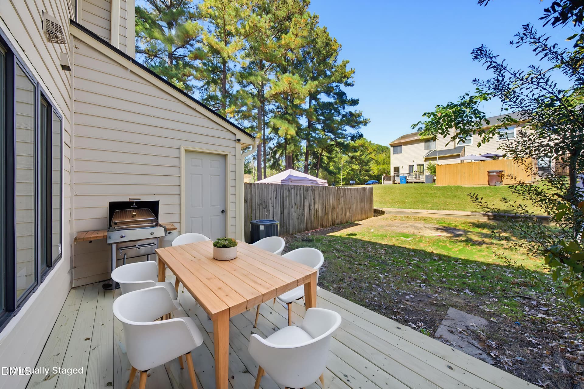 DSC09179 - Outdoor - Standard - 1 - 2402 Stadium Drive B, Durham, NC 27704
