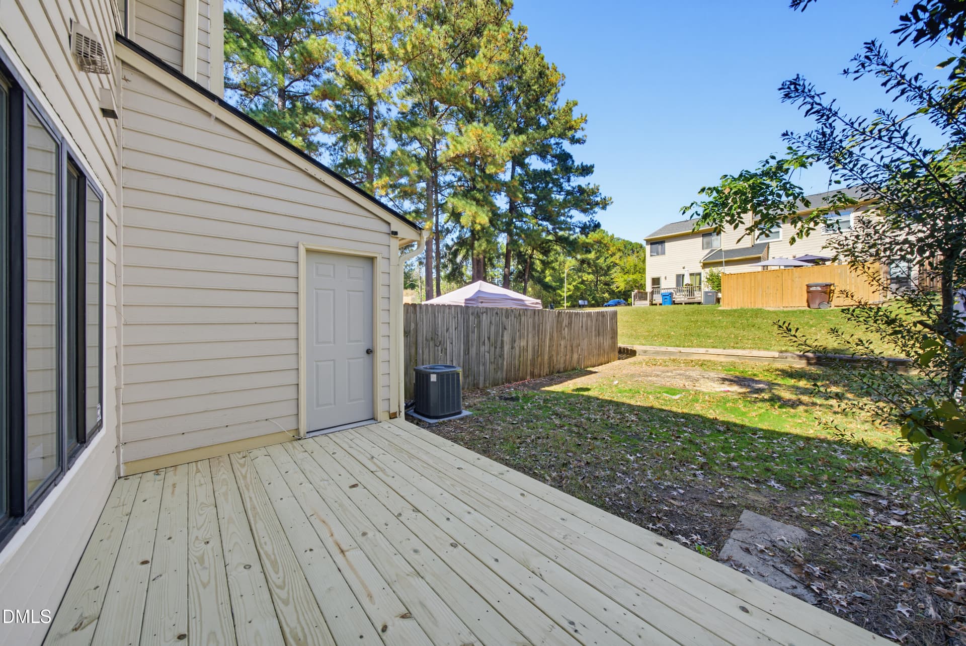 DSC09179 - 2402 Stadium Drive B, Durham, NC 27704
