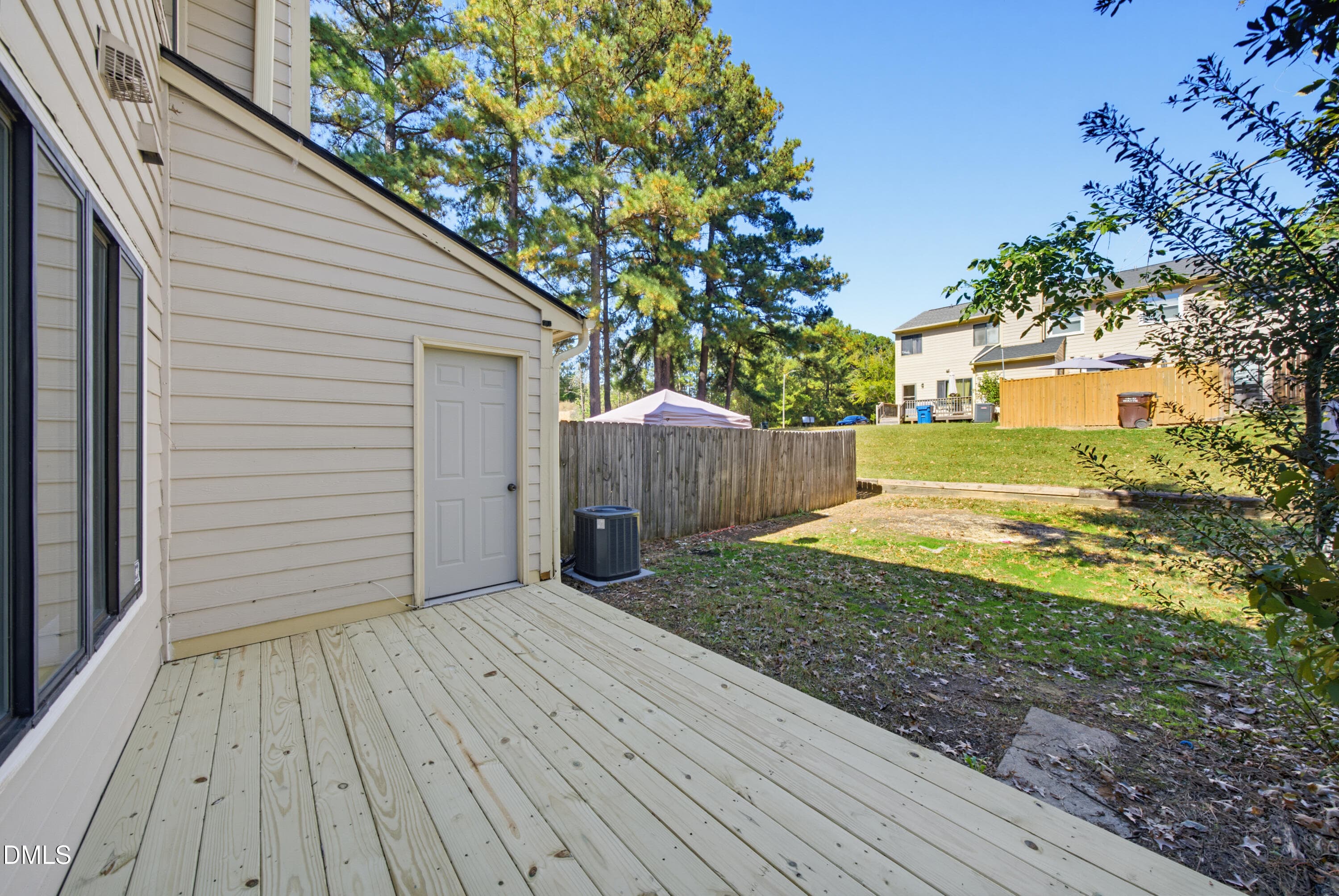 DSC09179 - 2402 Stadium Drive B, Durham, NC 27704