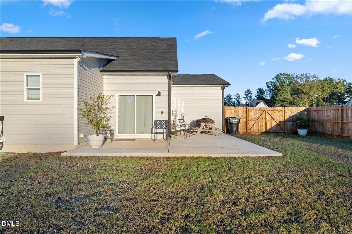 37-ISAB9326 - 365 Olde Place Drive, Zebulon, NC 27597